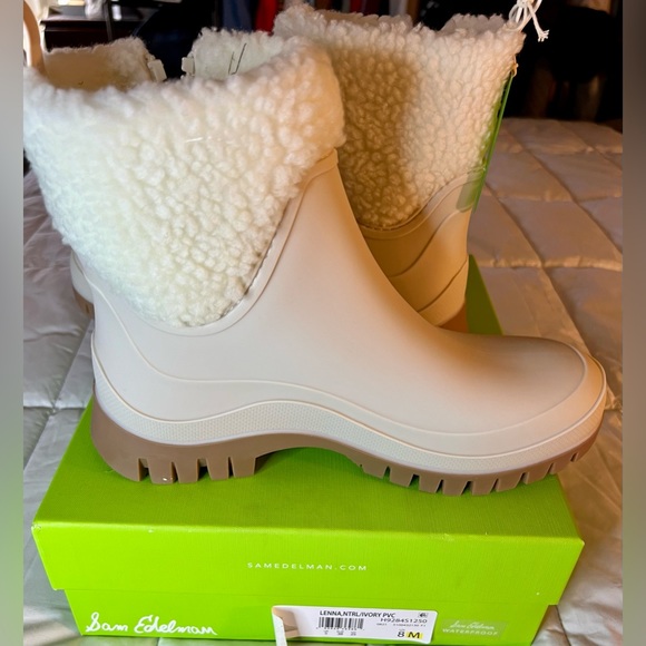 NWT Sam Edelman Ivory waterproof/weatherproof boots. Women’s size 8m. Faux fur - Picture 9 of 11